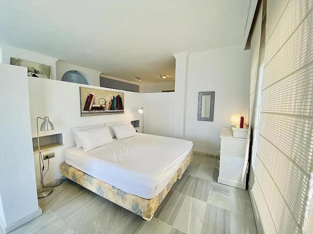 Sale of independent chalet in Barrio Centro, Estepona
photo 3