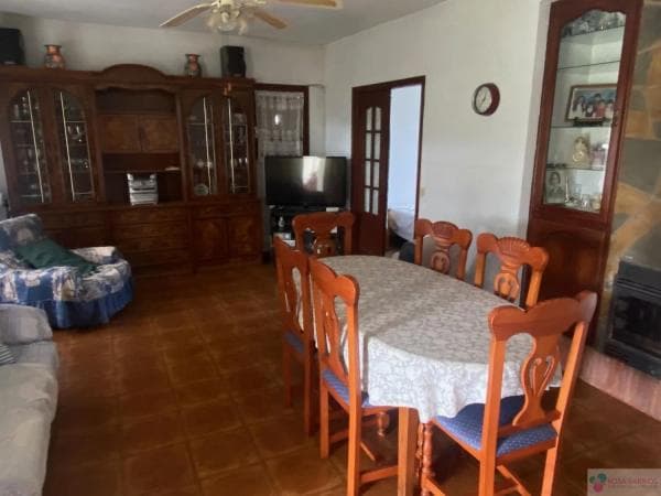 Detached villa for sale in Barrio El Velerín, Estepona thumbnail 1