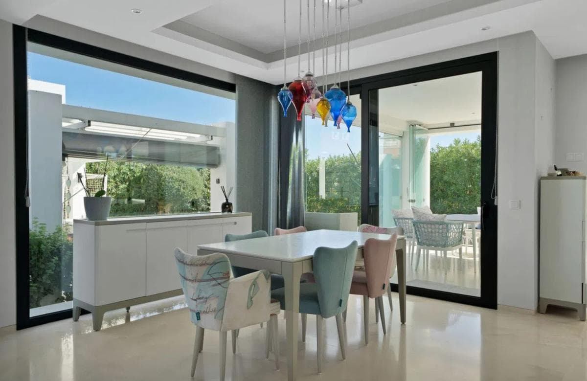 Sale of independent chalet in Calle Quintana, 8, Estepona
photo 3