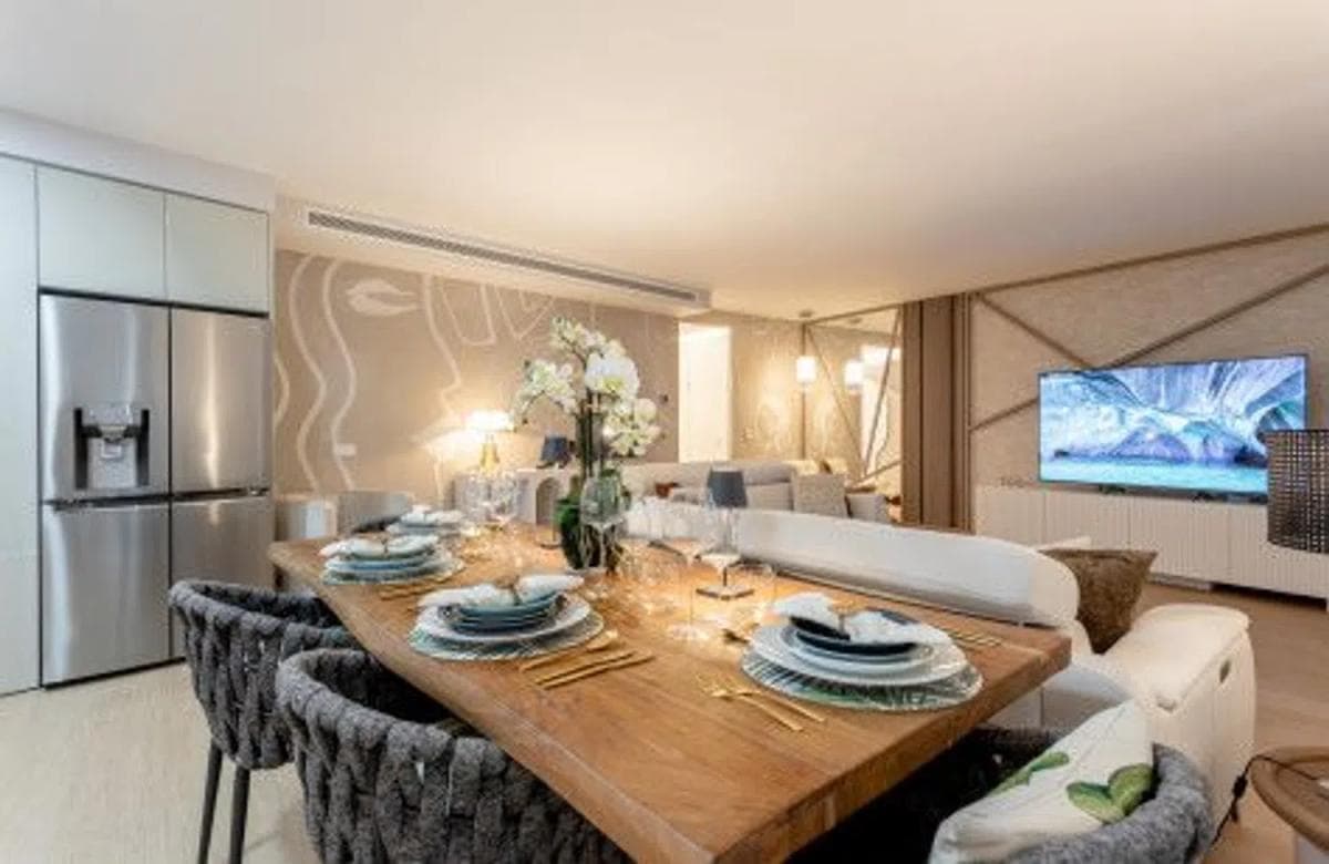 Sale of apartment in Calle THE EDGE -ESTEPONA s/n, Estepona
photo 3