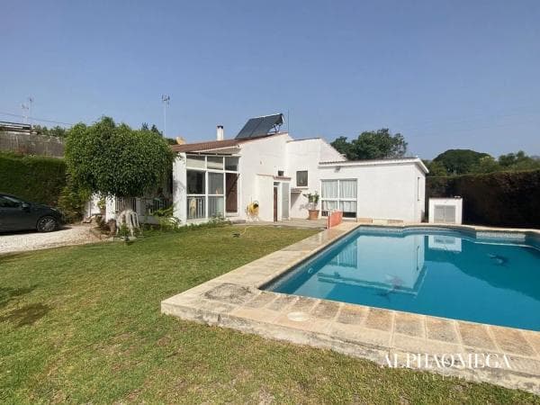 Detached villa for sale in N-340, Estepona photo 1