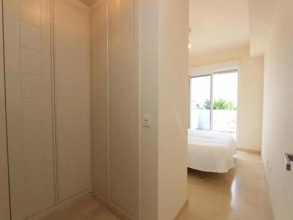 Mieszkanie na sprzedaż w Calle Villa Borghese, 408, Estepona thumbnail 2