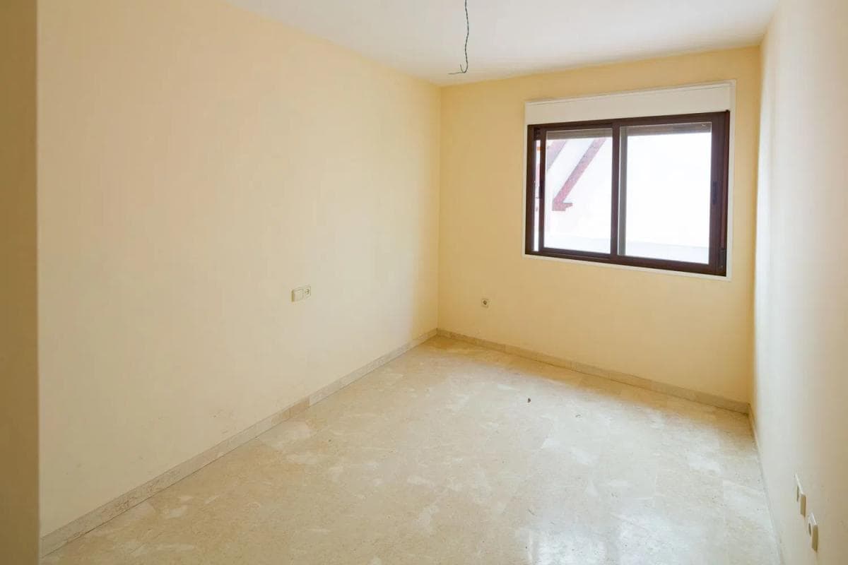 Venta de piso en Barrio Villacana - Costalita - Saladillo, Estepona
photo 3