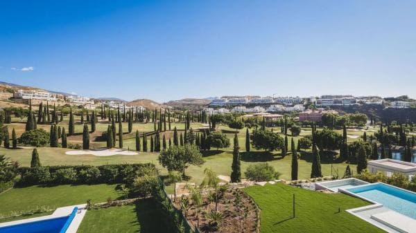 Detached villa for sale in Urb. Flamingos Ii 9, Estepona photo 1