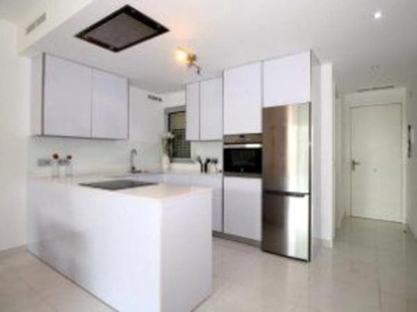 Продажа квартиры в Avenida de Bel-Air, 3 a, Эстепона thumbnail 1