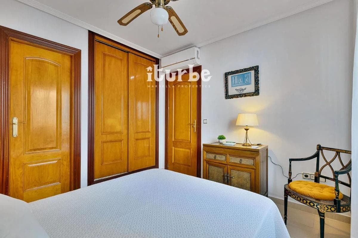 Venta de piso en Calle Miguel Márquez, Fuengirola
photo 3