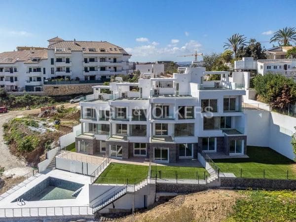 Chalet independiente en venta en Torreblanca del Sol, Fuengirola photo 1