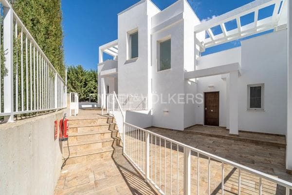 Chalet independiente en venta en Torreblanca del Sol, Fuengirola thumbnail 1