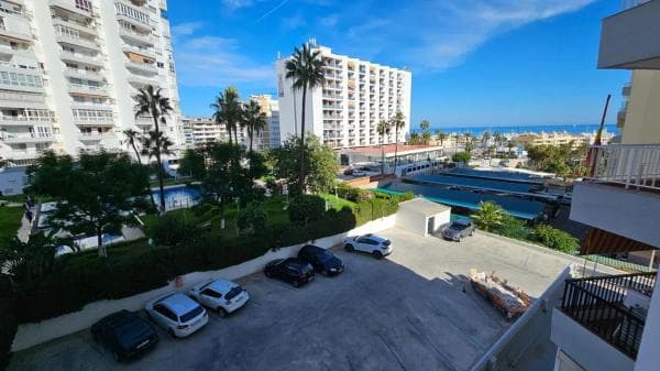 Продажа квартиры в Calle Tamarindos, Бенальмадена photo 1