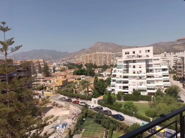 Продажа квартиры в Avenida San Carlos s/n, Бенальмадена photo 1