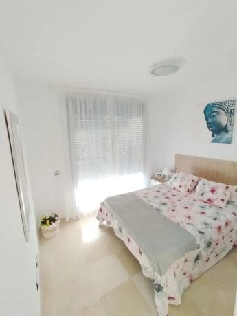 Apartment for sale in Barrio Cortijo Torrequebrada, Benalmádena thumbnail 2