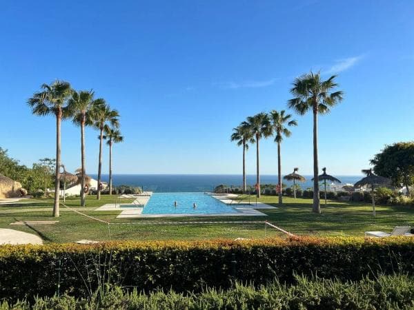 Chalet independiente en venta en Calle Macadamia, Benalmádena photo 1