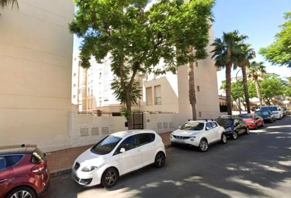 Piso en venta en Calle Bahía, Benalmádena photo 1