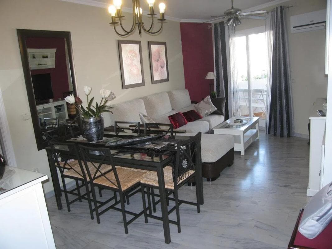 Sale of apartment in Avenida Ciudad de Melilla, Benalmádena
photo 4