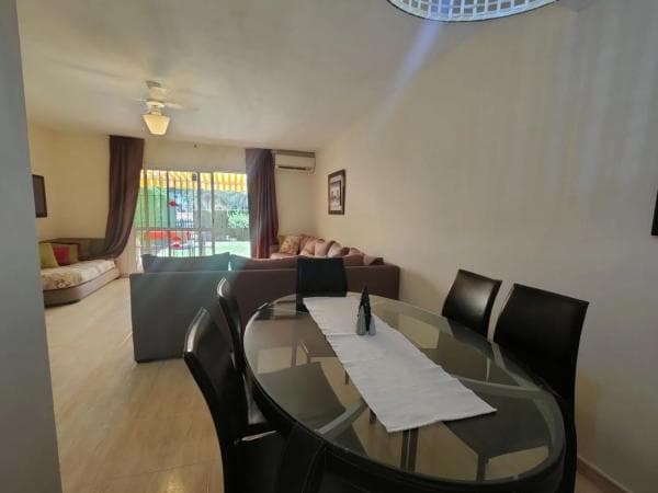 Chalet independiente en venta en Ronda del Golf Este, Benalmádena thumbnail 2