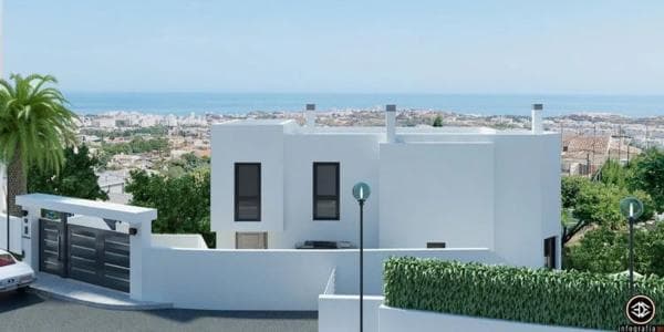 Chalet independiente en venta en Barrio Centro, Benalmádena photo 1