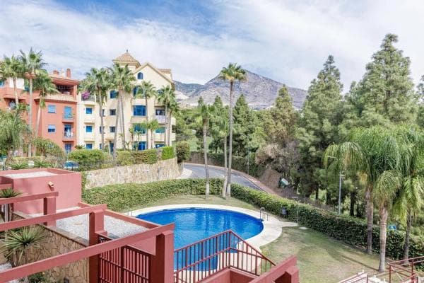 Piso en venta en Calle Vela, Benalmádena thumbnail 2