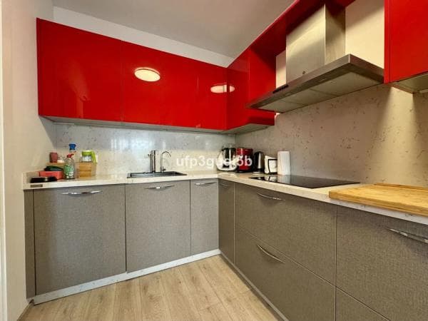 Chalet independiente en venta en Calle Hierbamora, Benalmádena thumbnail 2