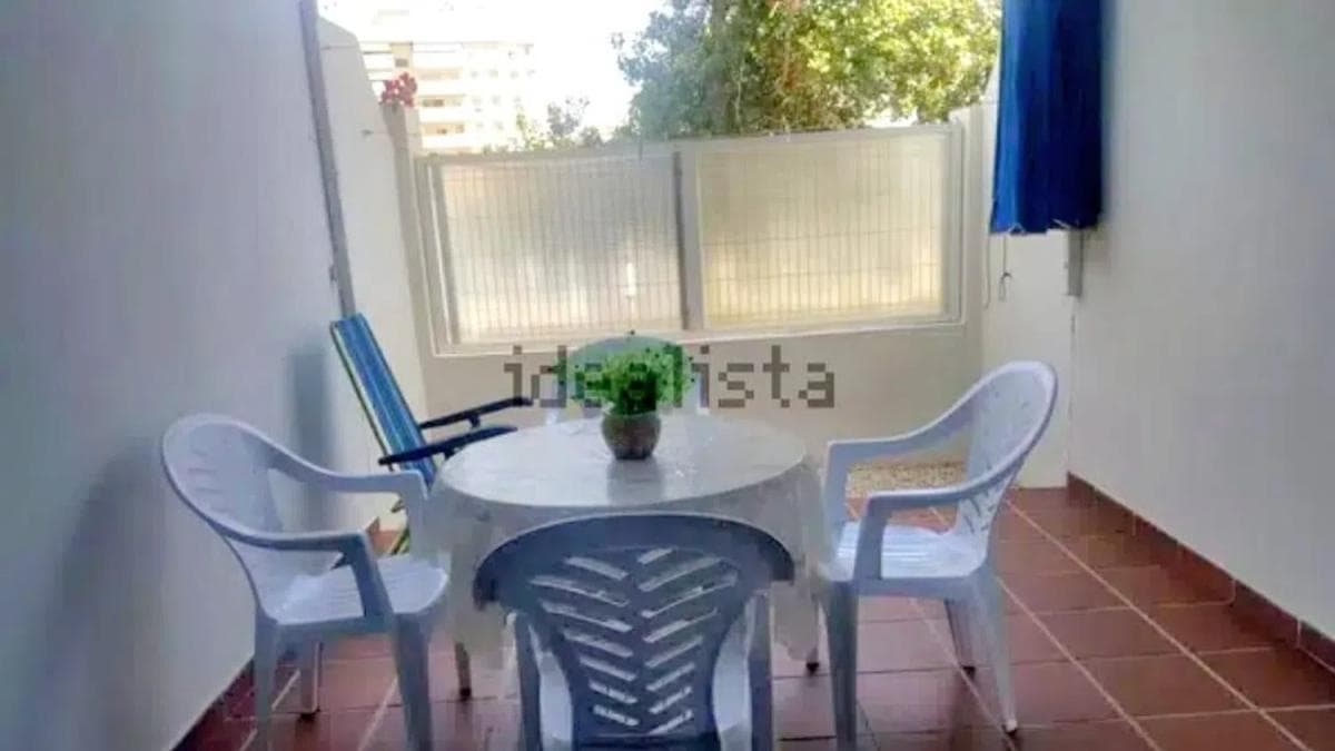 Venta de piso en Calle Torrealmádena, Benalmádena
photo 2