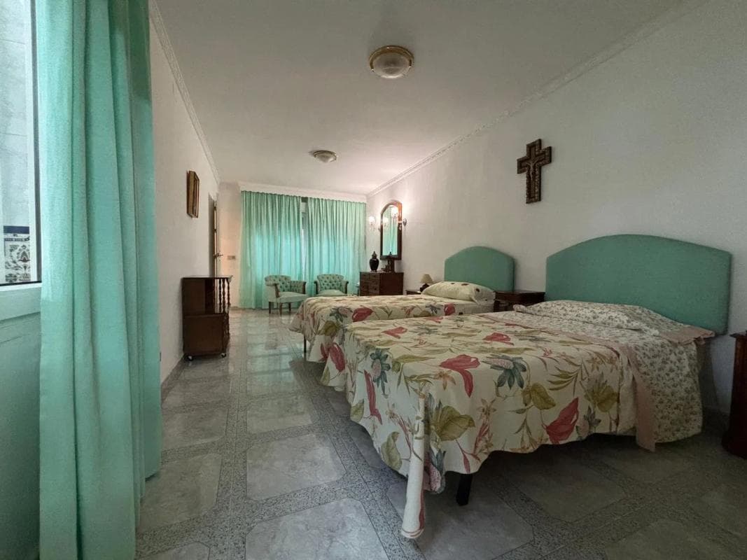 Sprzedaż niezależnego domku jednorodzinnego w Calle Torrealmádena, Benalmádena photo 5