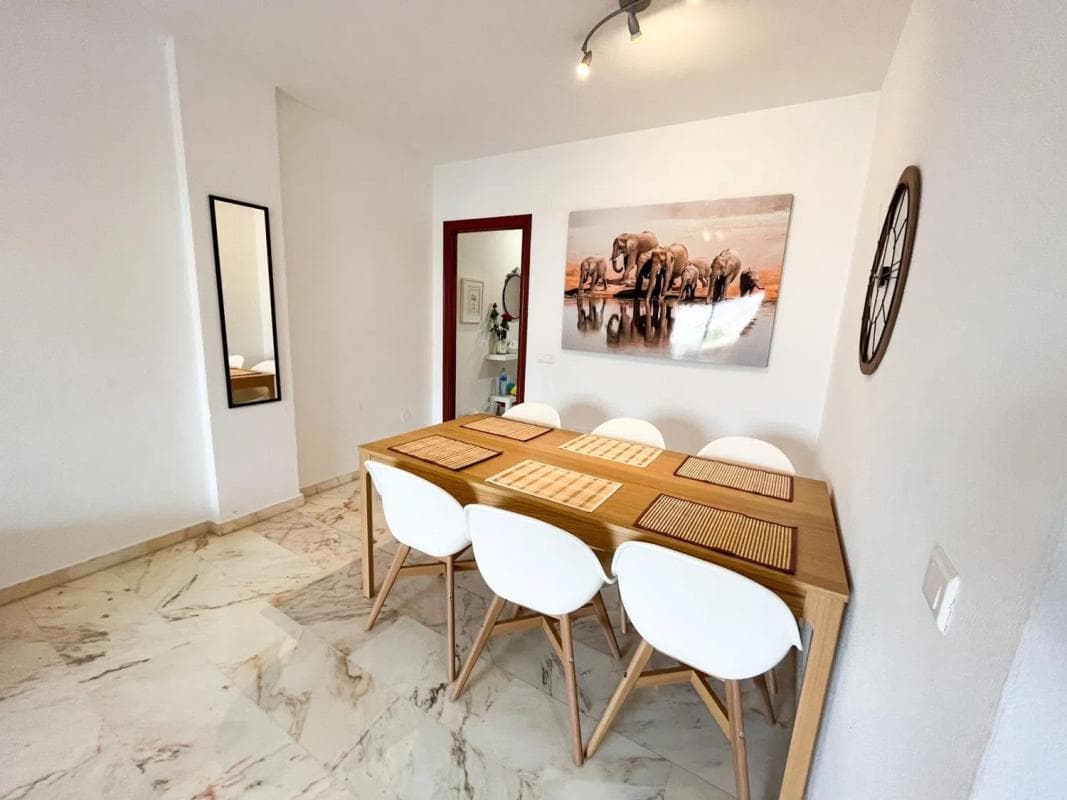 Продажа квартиры на Barrio Los Nadales - Tio Charles, Бенальмадена
photo 5