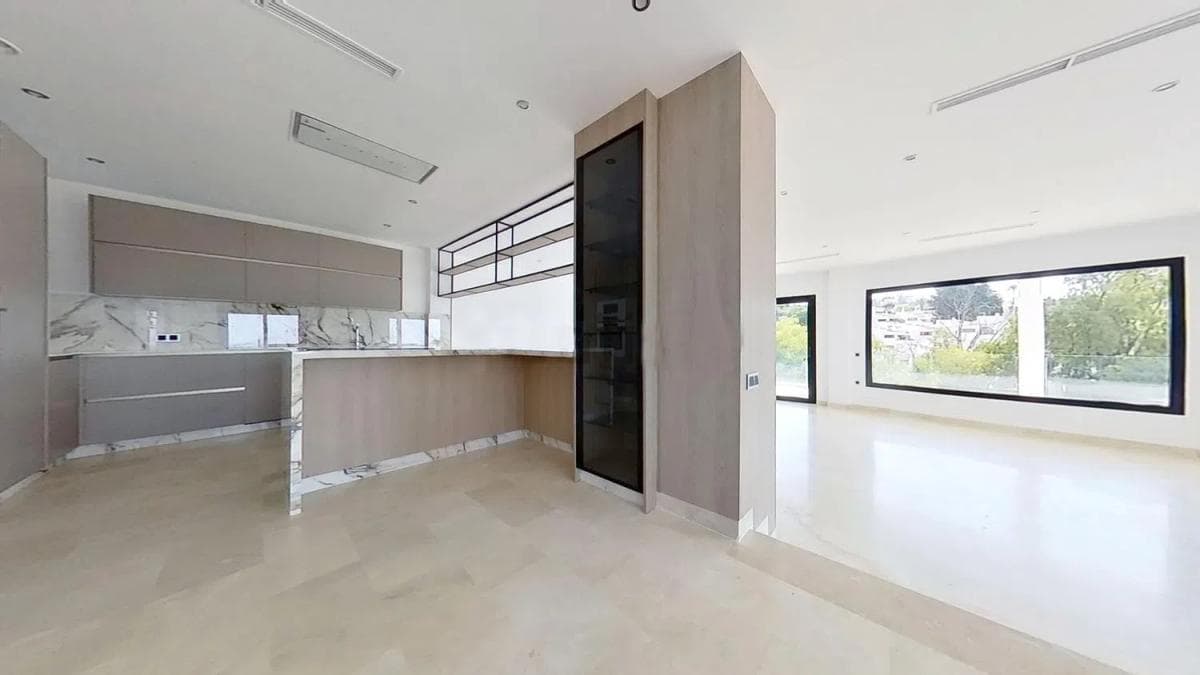 Sale of independent chalet in Carretera Costa del Sol s/n, Benalmádena
photo 2