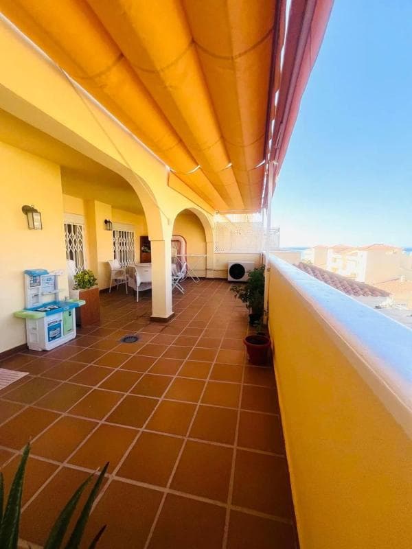 Sale of apartment in Barrio Zona Centro Comercial Torrequebrada, Benalmádena
photo 2