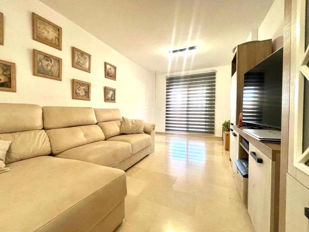 Sale of apartment in Barrio Zona Centro Comercial Torrequebrada, Benalmádena
photo 4