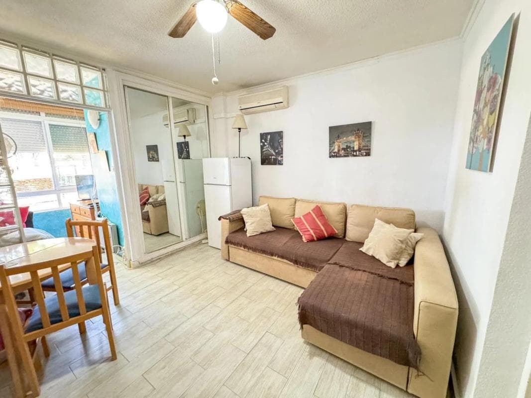 Venta de estudio en Avenida gamonal, Benalmádena photo 2
