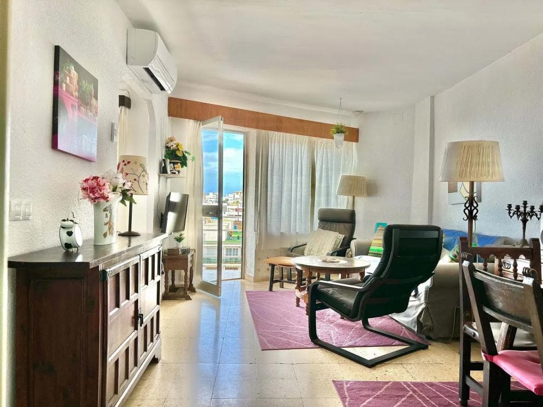 Продажа квартиры на Calle Levante, Бенальмадена
photo 2