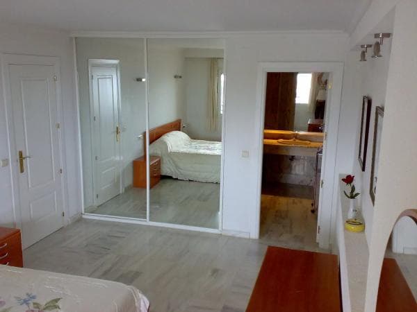 Piso en venta en Calle El Coloso, 1, Benalmádena thumbnail 1