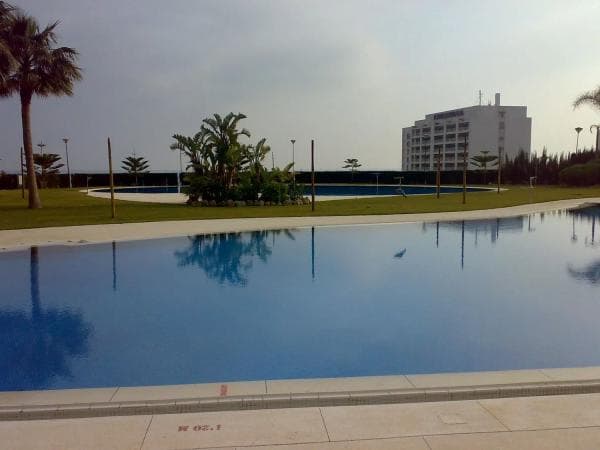 Piso en venta en Calle El Coloso, 1, Benalmádena thumbnail 2