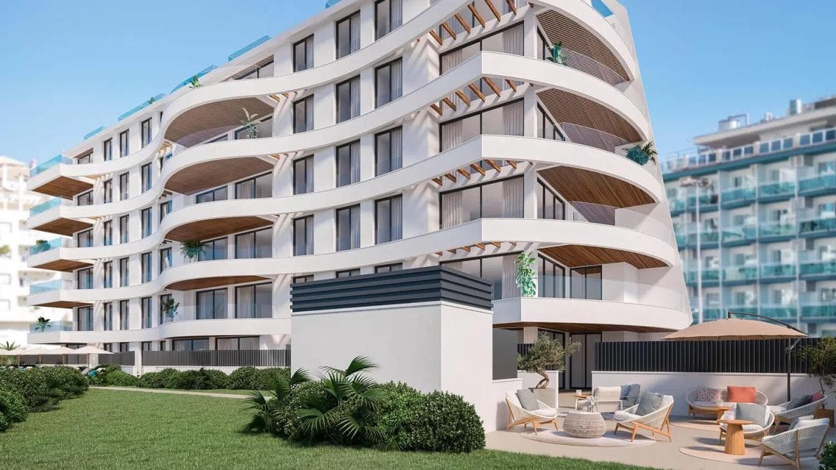 Sprzedaż niezależnego domku jednorodzinnego w Calle Ave Marina, Benalmádena photo 2