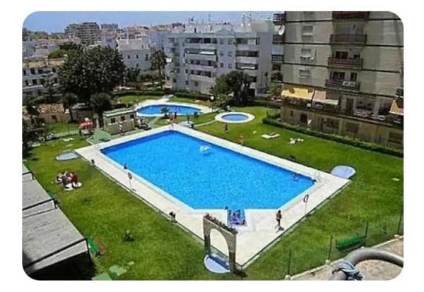 Estudio en venta en Parque de la Paloma, Benalmádena photo 1