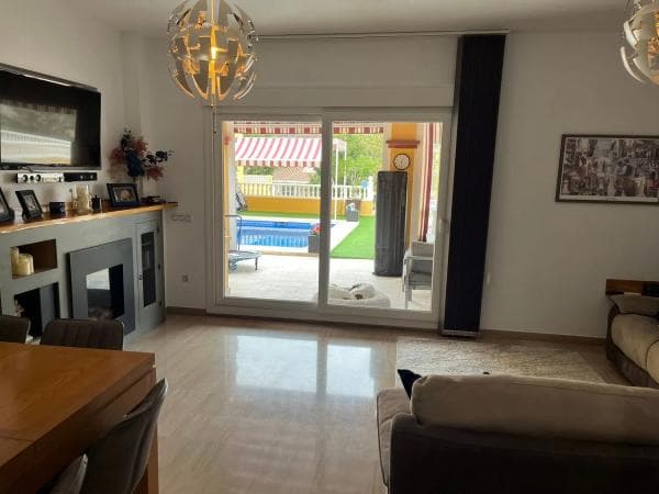 Chalet independiente en venta en Calle Camelia, 21 B, Benalmádena thumbnail 2