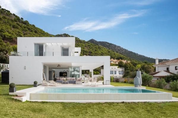 Chalet independiente en venta en El Higuerón - Capellanía, Benalmádena photo 1
