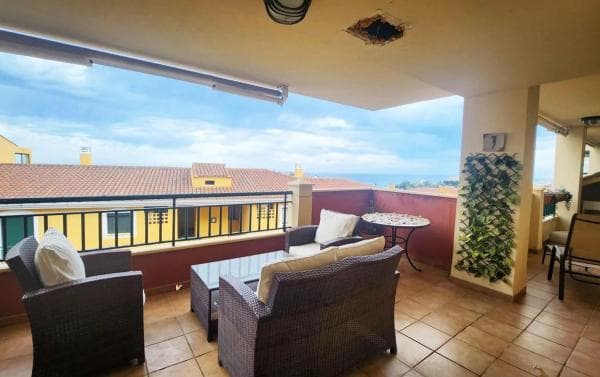 Piso en venta en Calle Gabriela Mistral, Benalmádena photo 1