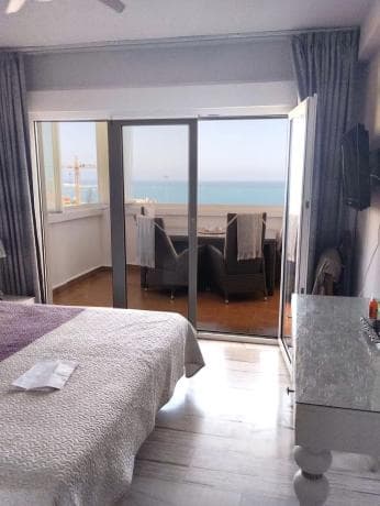 Piso en venta en Calle de Alemania, 1, Benalmádena thumbnail 2
