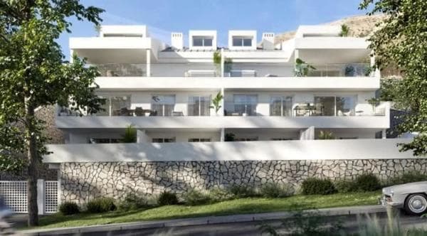 Piso en venta en Barrio Zona Centro Comercial Torrequebrada, Benalmádena photo 1
