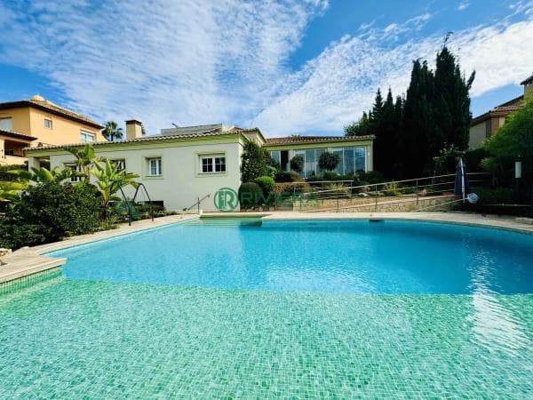 Chalet independiente en venta en Calle de España, Benalmádena photo 1