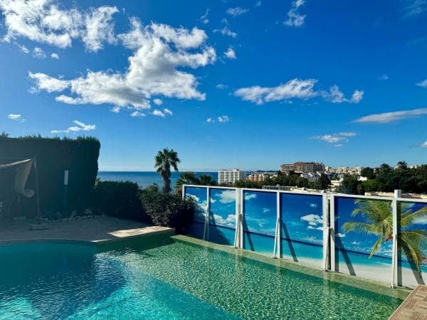 Chalet independiente en venta en Calle de España, Benalmádena thumbnail 1