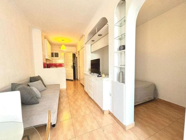 Estudio en venta en Avenida gamonal, Benalmádena photo 1