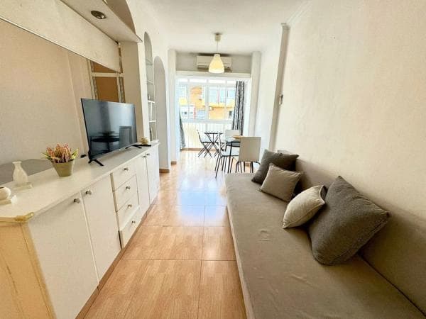 Estudio en venta en Avenida gamonal, Benalmádena thumbnail 2