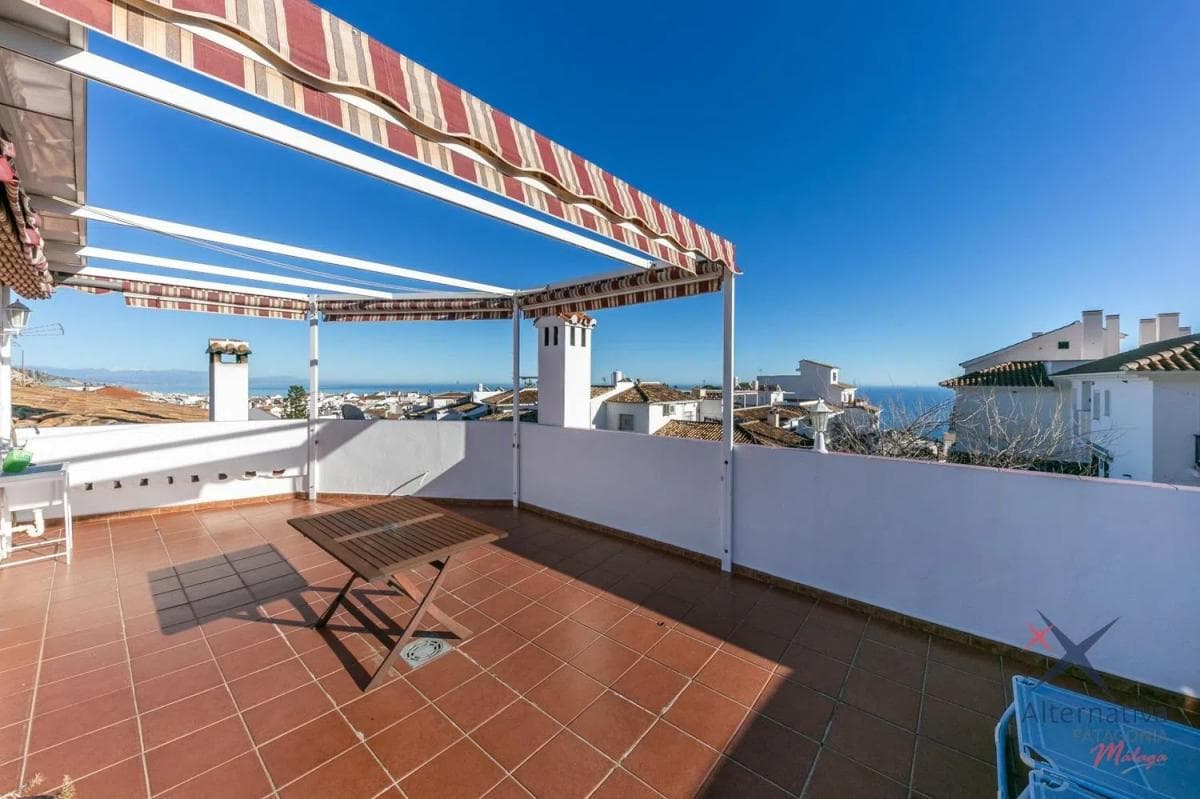 Продажа отдельного шале в Barrio Centro, Бенальмадена photo 2