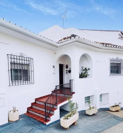 Chalet independiente en venta en Barrio Centro, Benalmádena photo 1