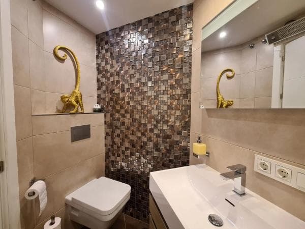 Piso en venta en Barrio Nueva Torrequebrada, Benalmádena thumbnail 2
