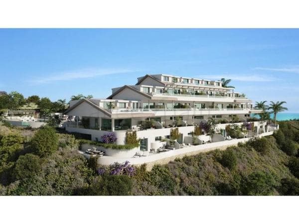 Piso en venta en Barrio Zona Centro Comercial Torrequebrada, Benalmádena thumbnail 2