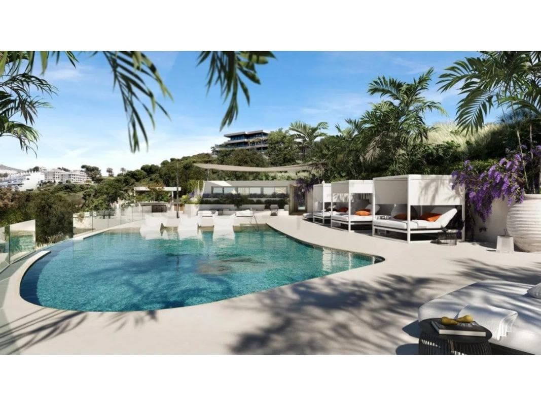 Venta de piso en Barrio Zona Centro Comercial Torrequebrada, Benalmádena
photo 4