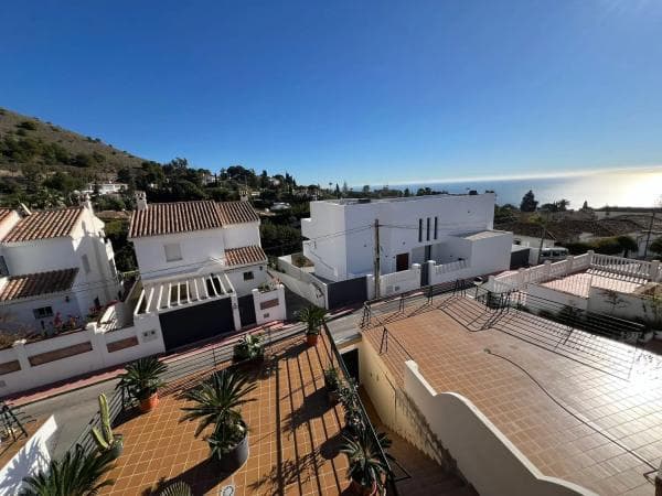 Chalet independiente en venta en Calle Madrid, Benalmádena photo 1