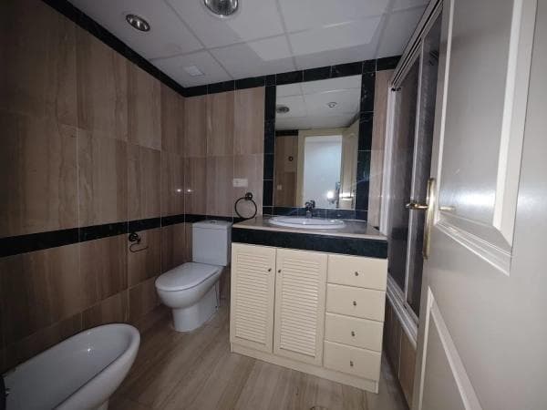 Piso en venta en Avenida Marysol, 4, Benalmádena thumbnail 2